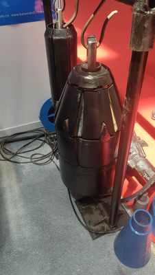 Hydraulic Pressure Expander Pipe In Situ Replacement System With Radial Expansion Force And Automatic Threaded Tie Rod Traction For Lightweight Quick-Install