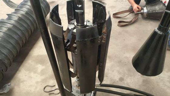 6 面パイプライン修理ツール