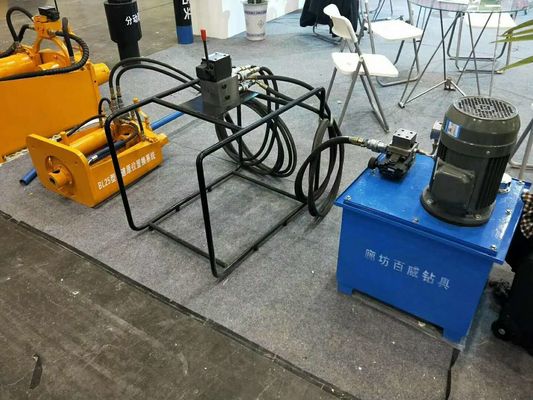 800KN管の破烈機械